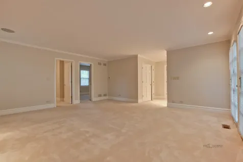 427 North Sheridan Road Lake Forest IL 60045