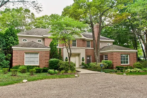 427 North Sheridan Road Lake Forest IL 60045