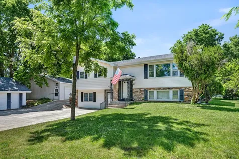 24608 West Eames Street Channahon IL 60410