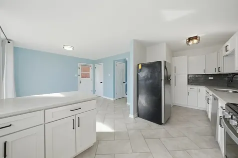 74 West 140th Street Riverdale IL 60827