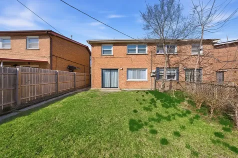 74 West 140th Street Riverdale IL 60827