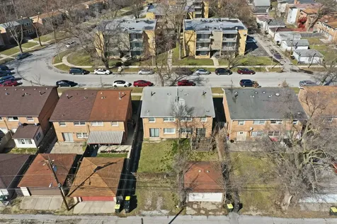 74 West 140th Street Riverdale IL 60827
