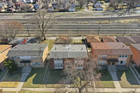74 West 140th Street Riverdale IL 60827