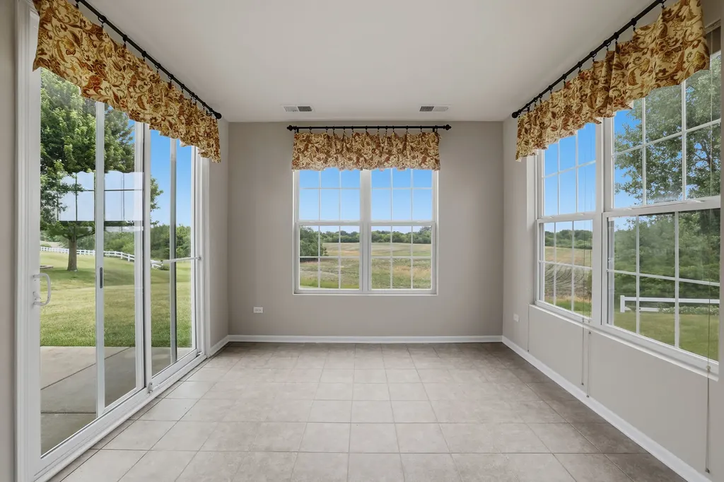 13280 Canary Lane Huntley IL 60142