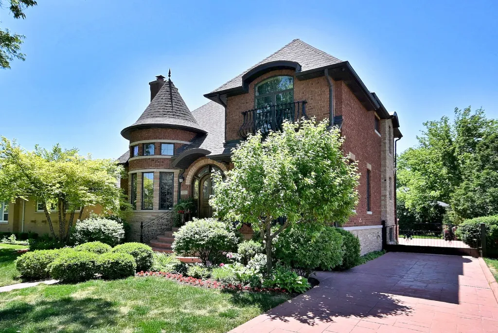 1321 Glenlake Avenue Park Ridge IL 60068