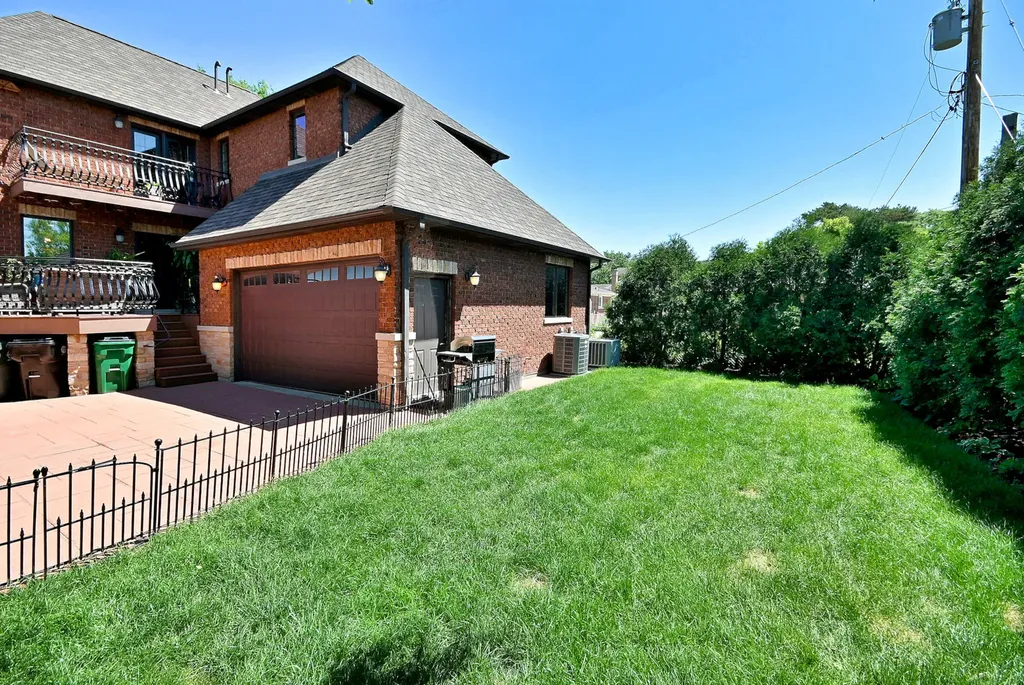 1321 Glenlake Avenue Park Ridge IL 60068