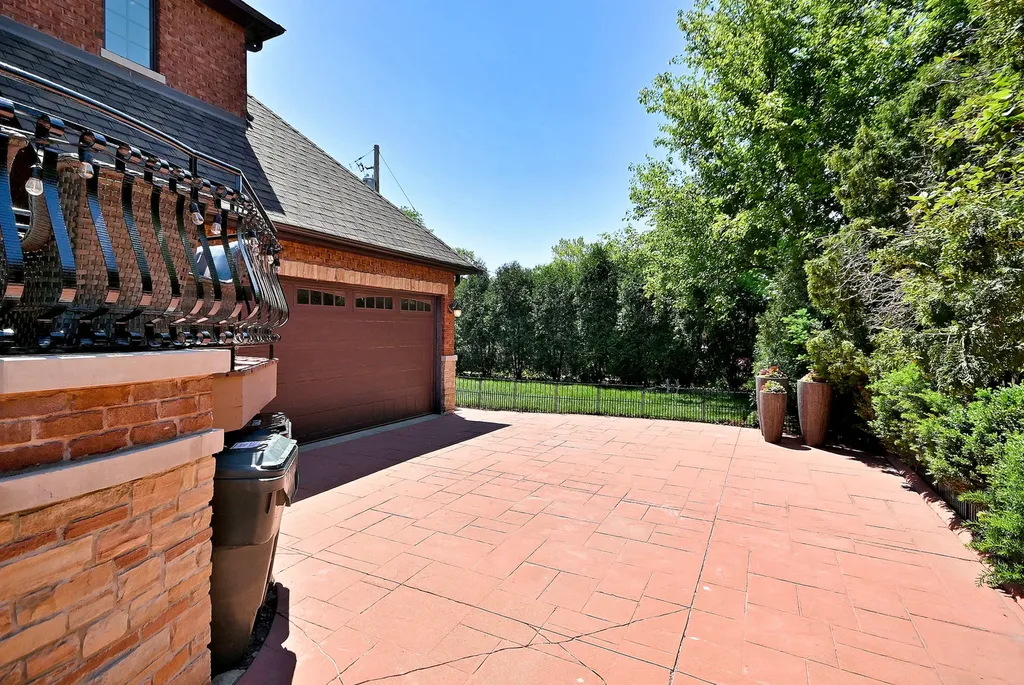 1321 Glenlake Avenue Park Ridge IL 60068