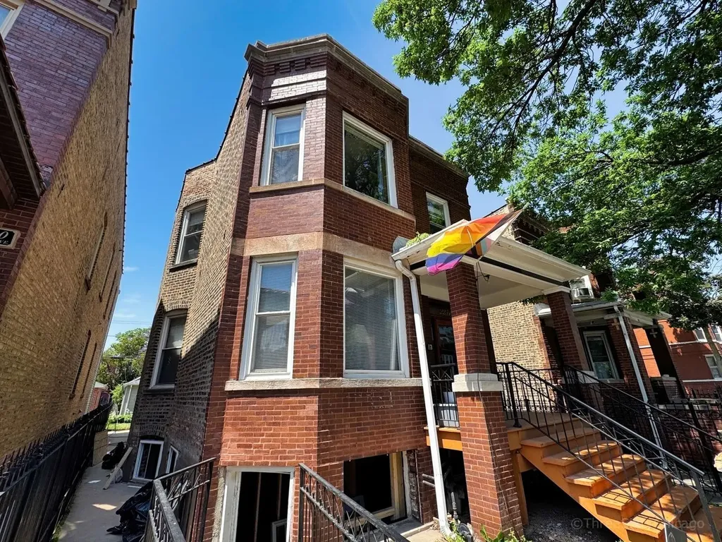 2254 North Avers Avenue Chicago IL 60647