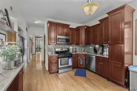 2254 North Avers Avenue Chicago IL 60647