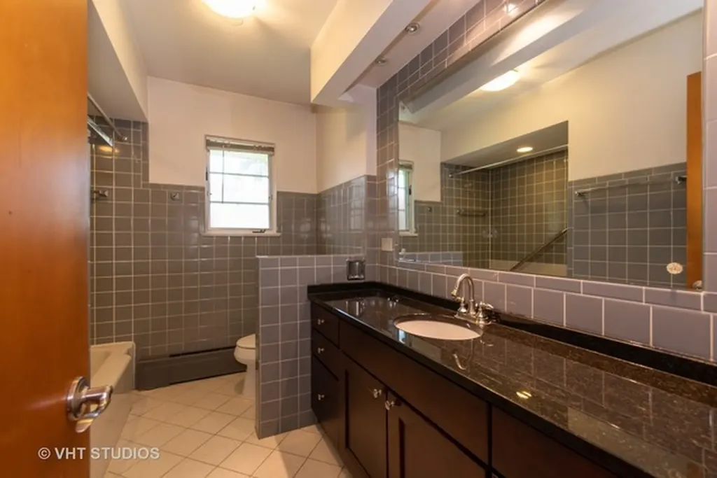 410 Prairie Avenue Naperville IL 60540