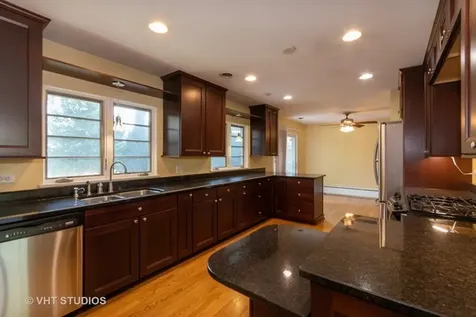 410 Prairie Avenue Naperville IL 60540