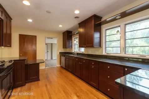 410 Prairie Avenue Naperville IL 60540