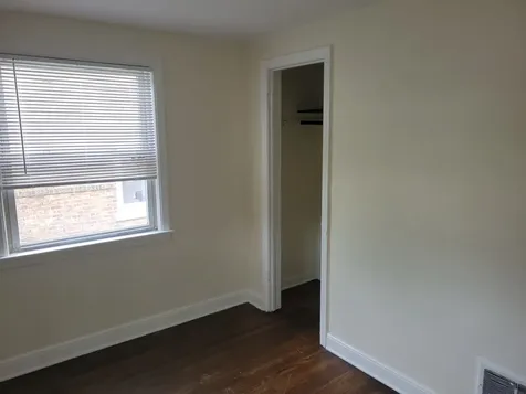 9126 South Perry Avenue Chicago IL 60620