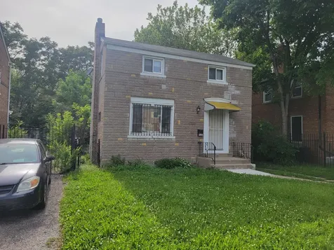 9126 South Perry Avenue Chicago IL 60620