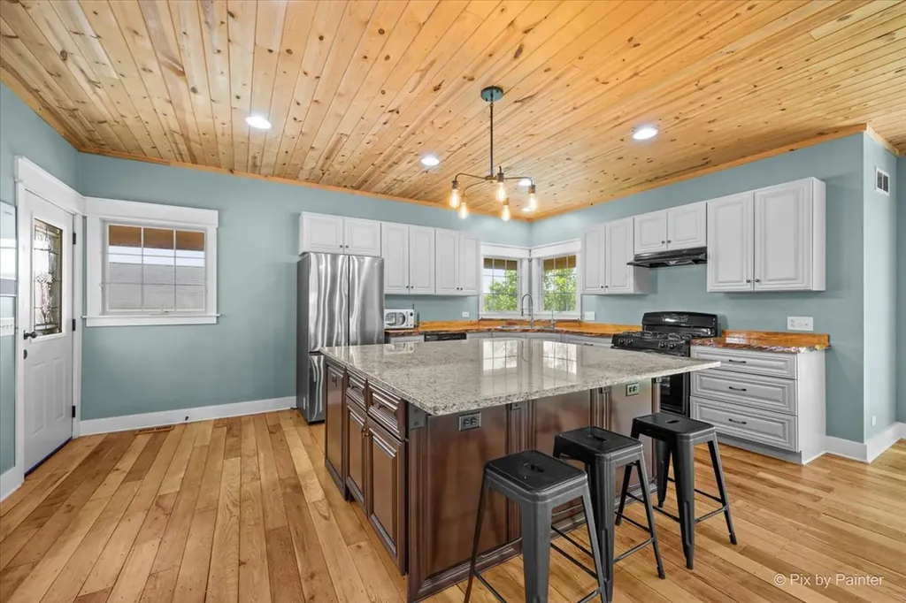 16614 Harmony Road Huntley IL 60142