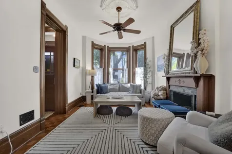 2458 North Burling Street Chicago IL 60614
