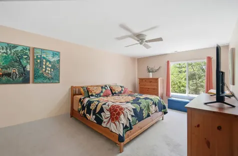 945 East Kenilworth Avenue Palatine IL 60074