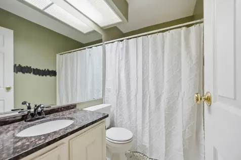 945 East Kenilworth Avenue Palatine IL 60074
