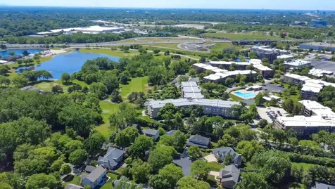 945 East Kenilworth Avenue Palatine IL 60074