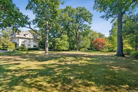 490 College Road Lake Forest IL 60045