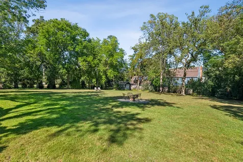 490 College Road Lake Forest IL 60045