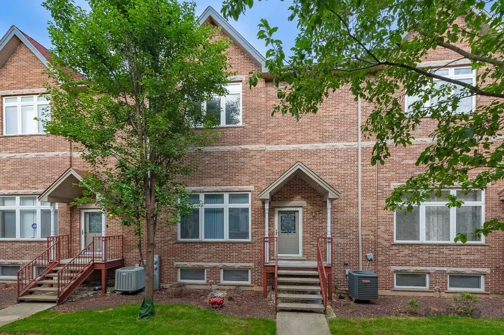 3607 West 53rd Street Chicago IL 60632