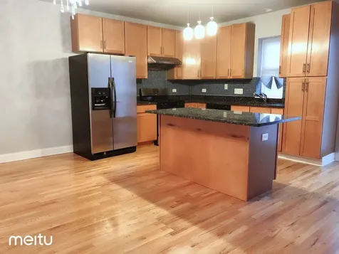 3607 West 53rd Street Chicago IL 60632