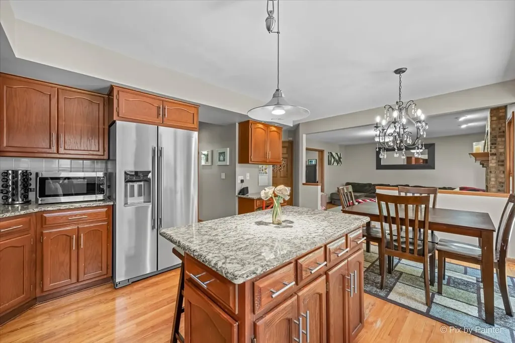 53 Breckenridge Drive Aurora IL 60504