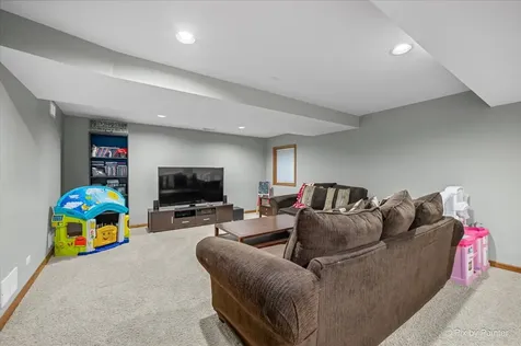 53 Breckenridge Drive Aurora IL 60504