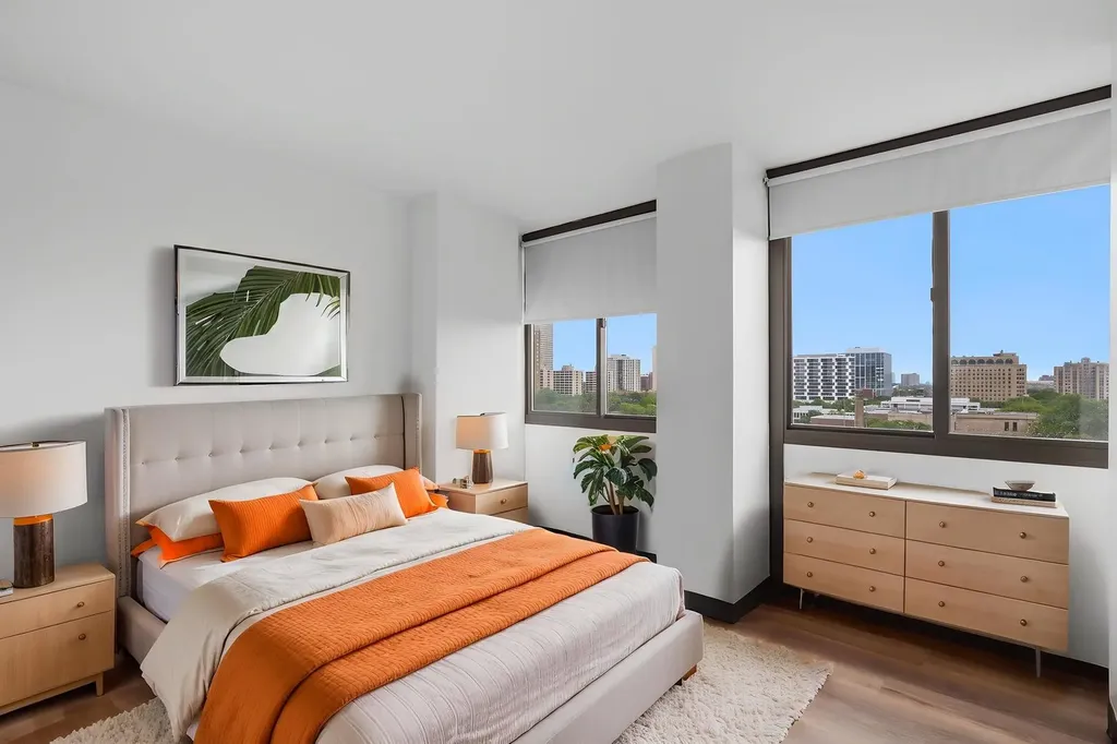 4850 South Lake Park Avenue Chicago IL 60615