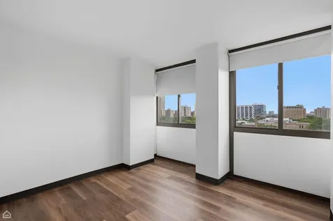 4850 South Lake Park Avenue Chicago IL 60615