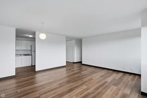 4850 South Lake Park Avenue Chicago IL 60615