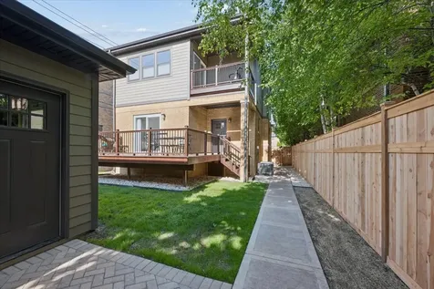 5942 North Kolmar Avenue Chicago IL 60646