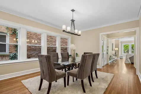 1530 West Elmdale Avenue Chicago IL 60660