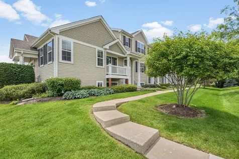 1076 Piccolo Lane Volo IL 60073