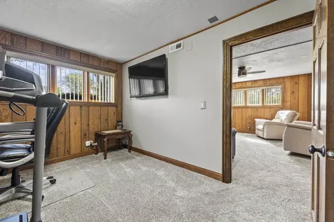 1214 Milton Lane Schaumburg IL 60193
