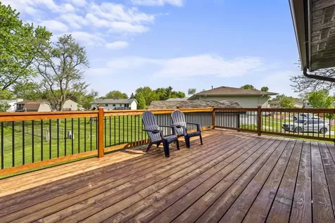 1214 Milton Lane Schaumburg IL 60193