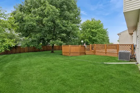 1289 Narragansett Drive Carol Stream IL 60188