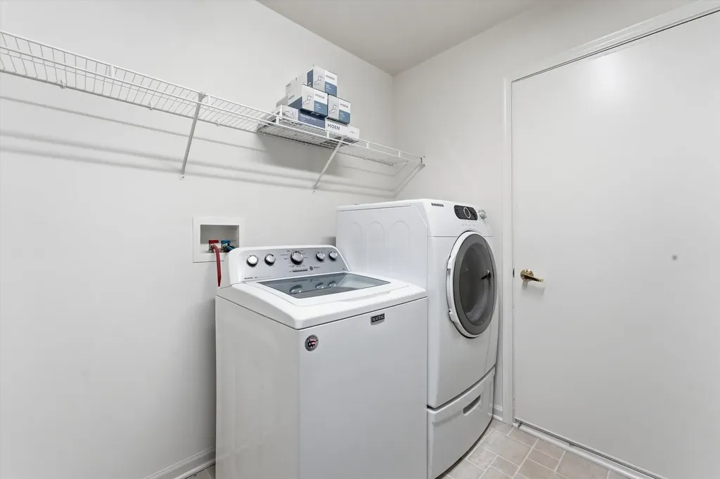 13732 Burham Street Huntley IL 60142