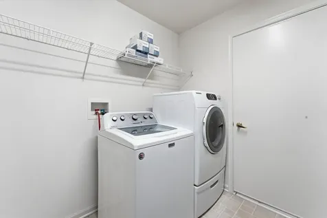 13732 Burham Street Huntley IL 60142