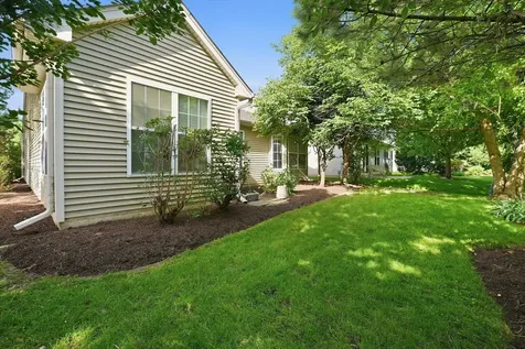 13732 Burham Street Huntley IL 60142