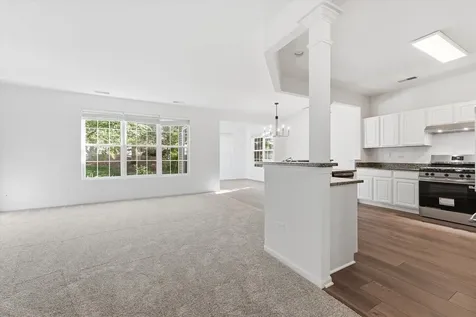 13732 Burham Street Huntley IL 60142