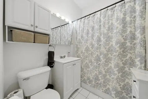 4409 North Sacramento Avenue W Chicago IL 60625