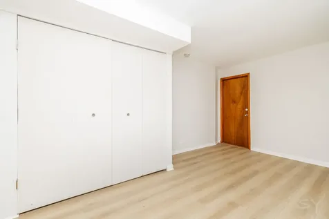 4613 North Malden Street Chicago IL 60640