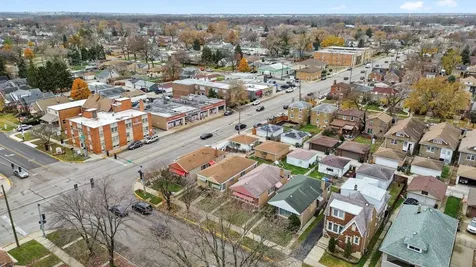 3833 Oak Park Avenue Berwyn IL 60402