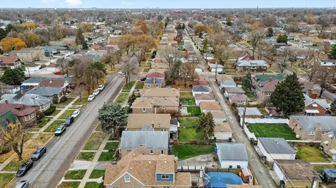 3833 Oak Park Avenue Berwyn IL 60402
