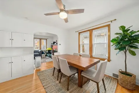 3833 Oak Park Avenue Berwyn IL 60402