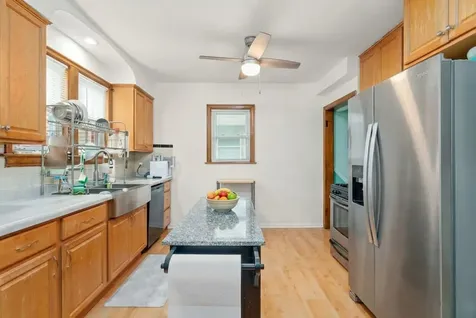 3833 Oak Park Avenue Berwyn IL 60402