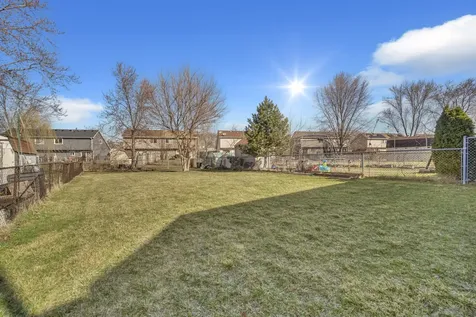 1784 Mccormick Lane Hanover Park IL 60133