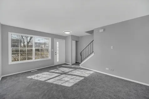 1784 Mccormick Lane Hanover Park IL 60133